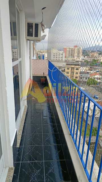Apartamento à venda com 2 quartos, 66m² - Foto 3
