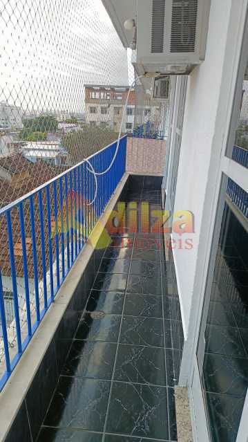 Apartamento à venda com 2 quartos, 66m² - Foto 4