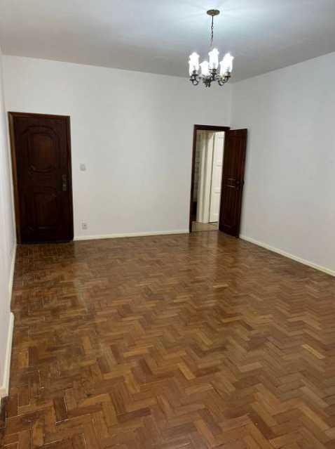 Apartamento à venda com 2 quartos, 75m² - Foto 1