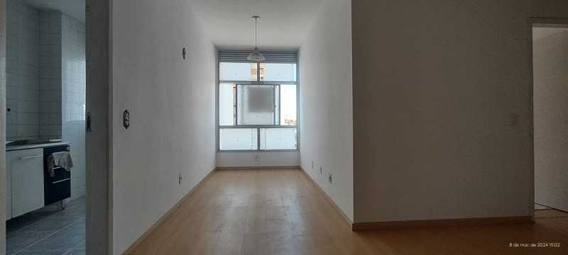 Apartamento à venda com 2 quartos, 61m² - Foto 4