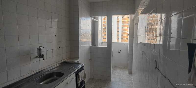 Apartamento à venda com 2 quartos, 61m² - Foto 7