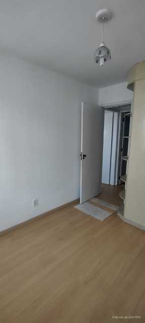 Apartamento à venda com 2 quartos, 61m² - Foto 13