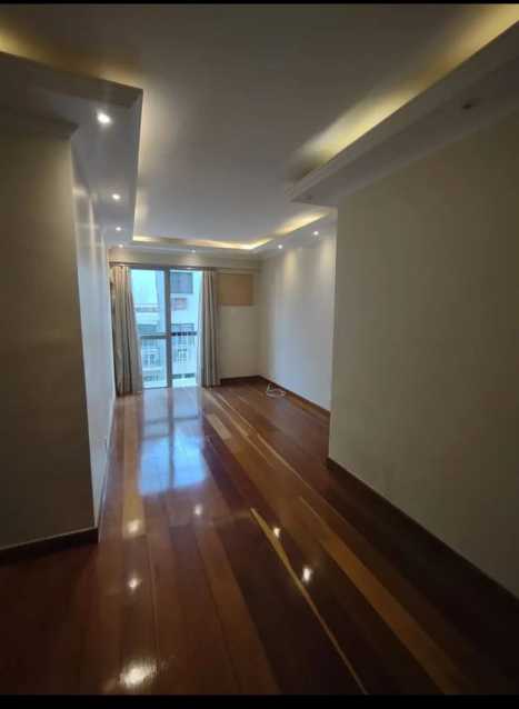 Apartamento à venda com 2 quartos, 73m² - Foto 1