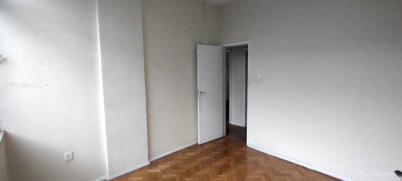 Apartamento à venda com 3 quartos, 97m² - Foto 7