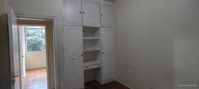 Apartamento à venda com 3 quartos, 97m² - Foto 15