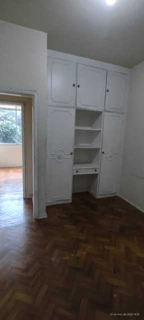 Apartamento à venda com 3 quartos, 97m² - Foto 16