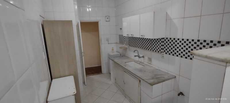 Apartamento à venda com 3 quartos, 97m² - Foto 27