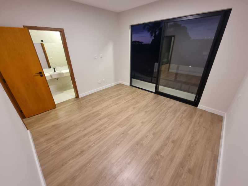 Casa à venda com 3 quartos, 143m² - Foto 12