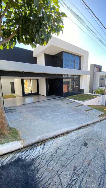 Casa de Condomínio à venda com 4 quartos, 180m² - Foto 2