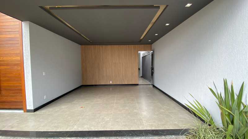 Casa à venda com 3 quartos, 140m² - Foto 2