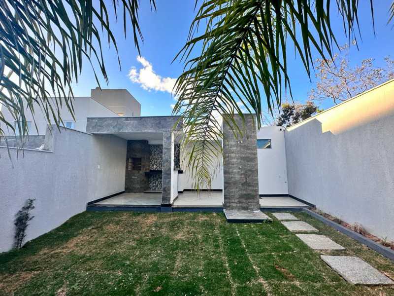 Casa à venda com 3 quartos, 120m² - Foto 13