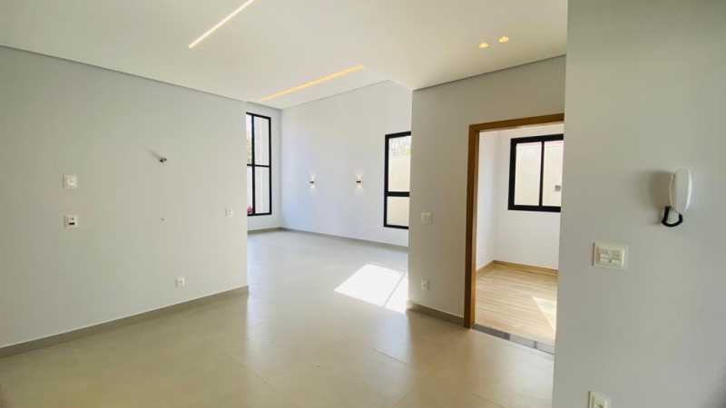 Casa à venda com 4 quartos, 179m² - Foto 22