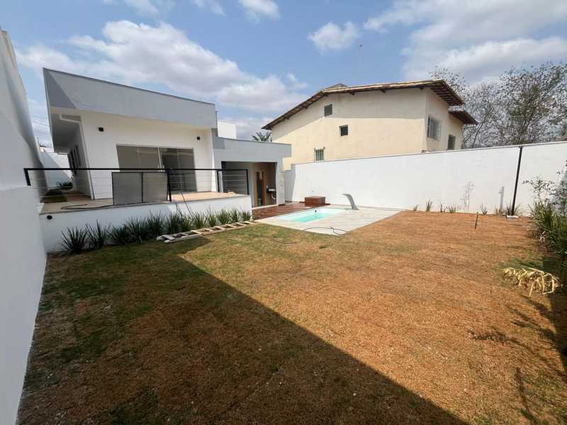 Casa à venda com 3 quartos, 127m² - Foto 4