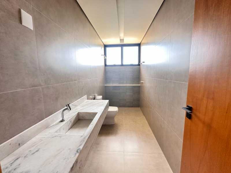 Casa de Condomínio à venda com 4 quartos, 230m² - Foto 14