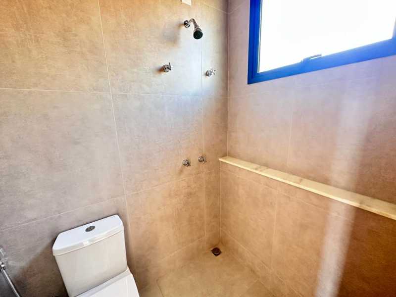 Casa de Condomínio à venda com 4 quartos, 230m² - Foto 23