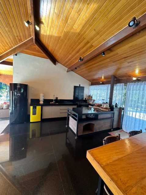 Casa de Condomínio à venda com 5 quartos, 700m² - Foto 4