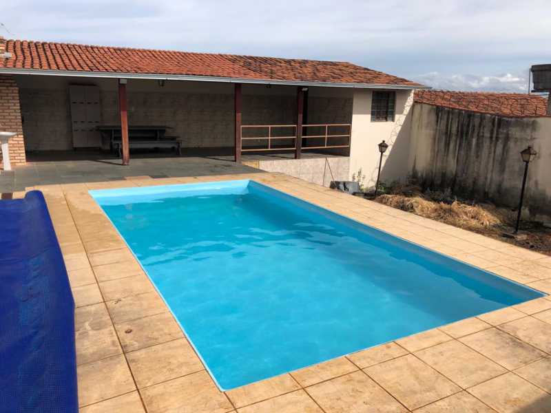 Casa à venda com 4 quartos, 177m² - Foto 3