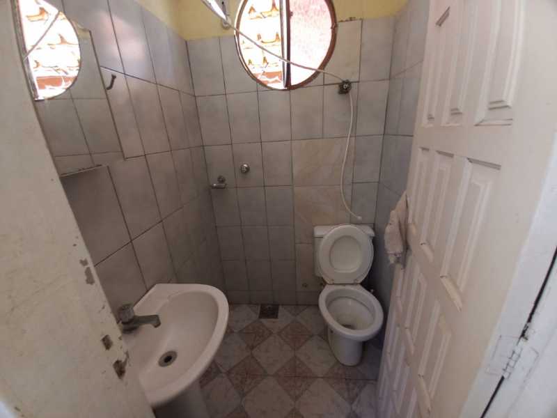 Casa à venda com 4 quartos, 177m² - Foto 13