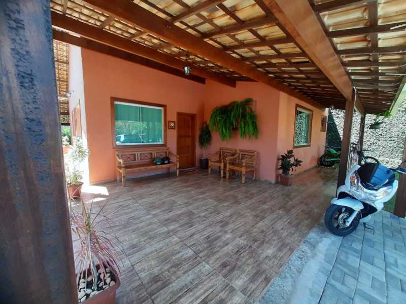 Casa de Condomínio à venda com 3 quartos, 218m² - Foto 26