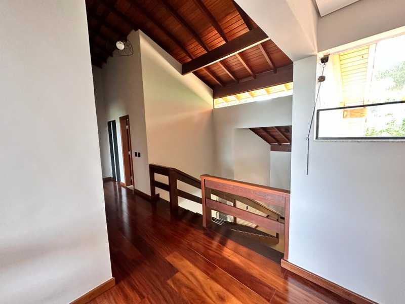 Casa de Condomínio à venda com 5 quartos, 381m² - Foto 9