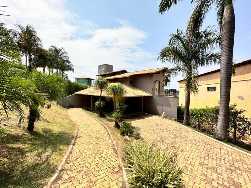 Casa de Condomínio à venda com 5 quartos, 381m² - Foto 12