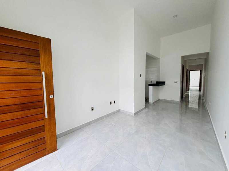 Casa à venda com 3 quartos, 90m² - Foto 2