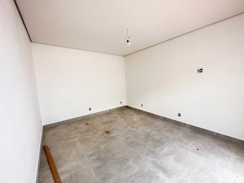 Casa à venda com 3 quartos, 200m² - Foto 8