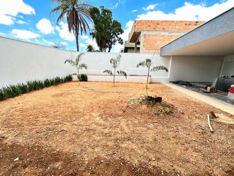 Casa à venda com 3 quartos, 200m² - Foto 9