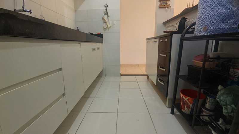 Apartamento à venda com 2 quartos, 62m² - Foto 16