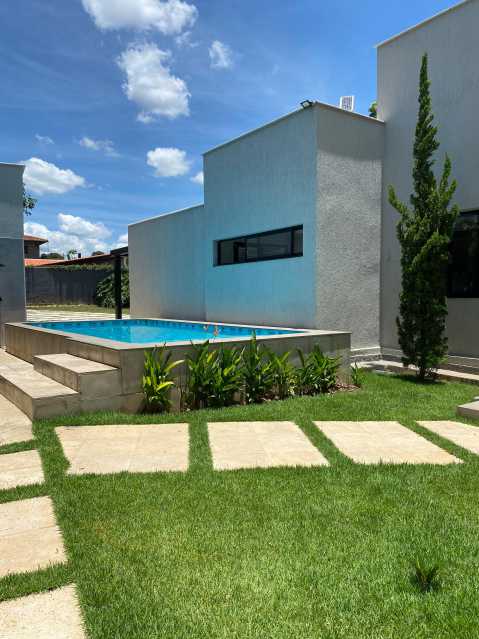 Casa à venda com 4 quartos, 320m² - Foto 8