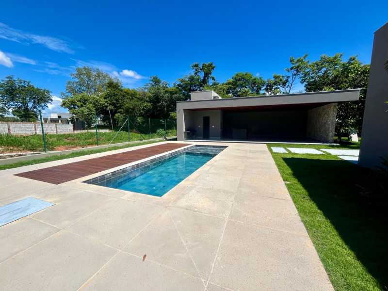 Casa de Condomínio à venda com 4 quartos, 306m² - Foto 8