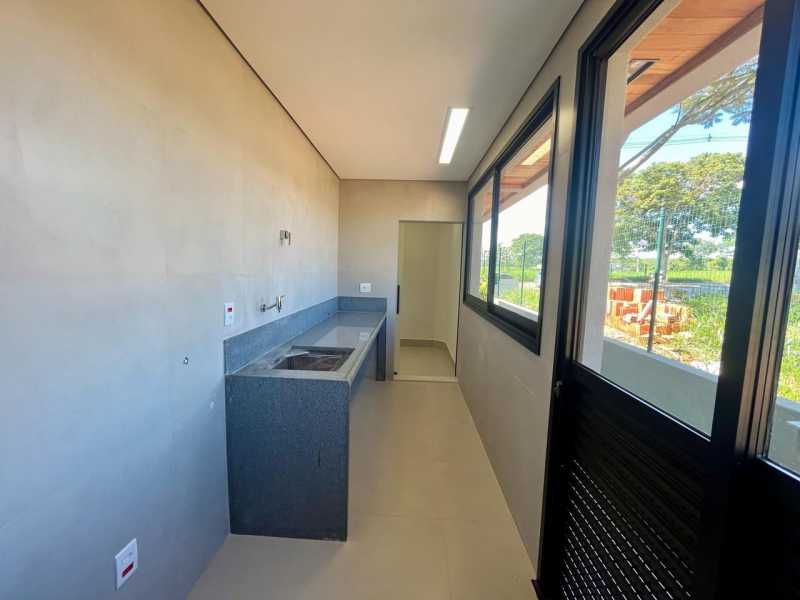 Casa de Condomínio à venda com 4 quartos, 306m² - Foto 9