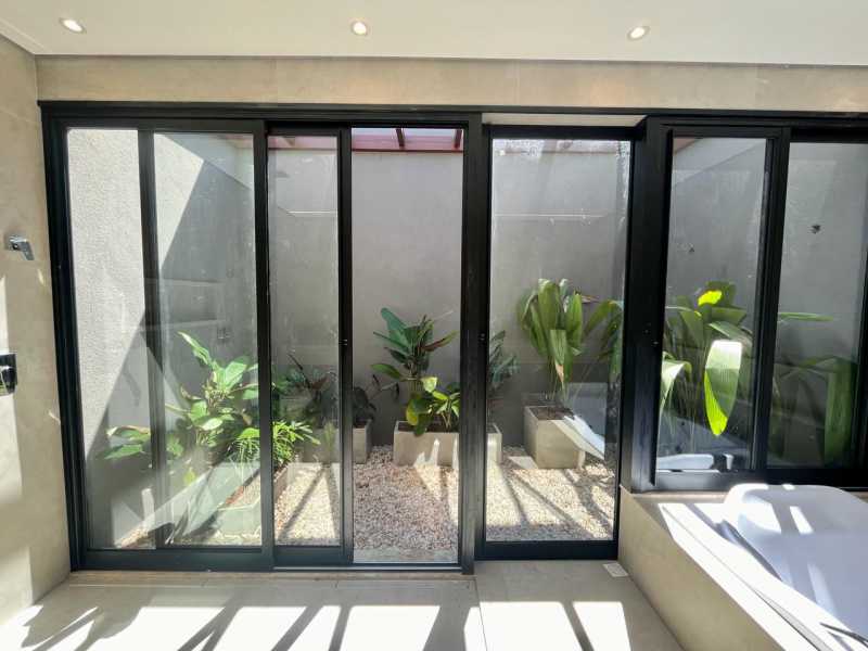 Casa de Condomínio à venda com 4 quartos, 306m² - Foto 27