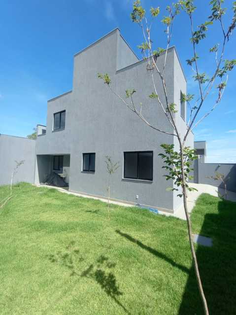 Casa à venda com 3 quartos, 160m² - Foto 8