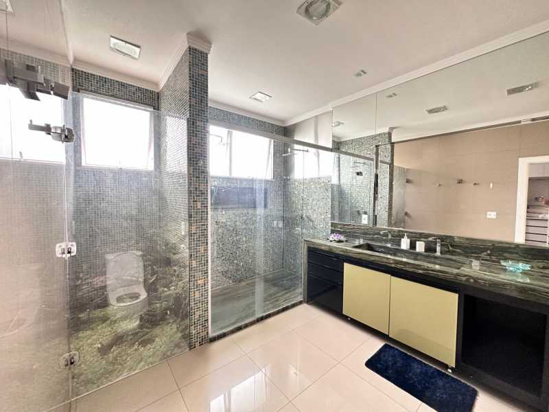 Casa de Condomínio à venda e aluguel com 6 quartos, 800m² - Foto 18