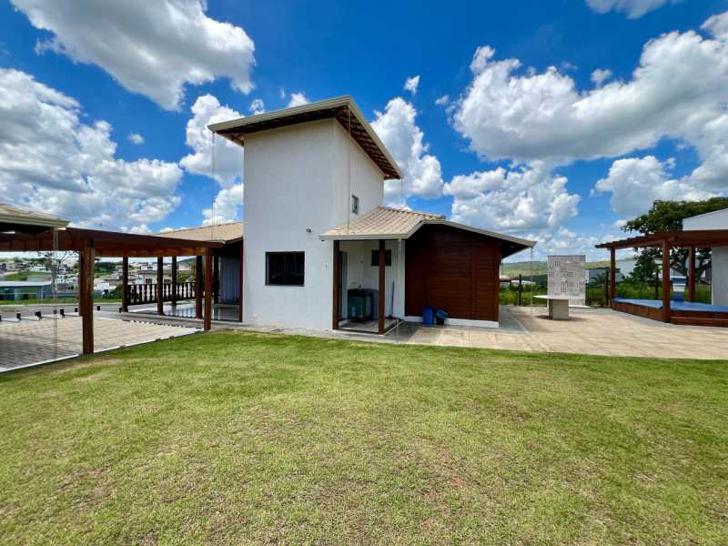 Casa de Condomínio à venda com 3 quartos, 250m² - Foto 10