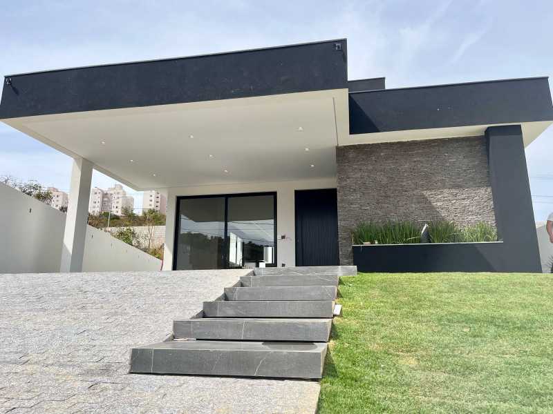 Casa de Condomínio à venda com 3 quartos, 191m² - Foto 2