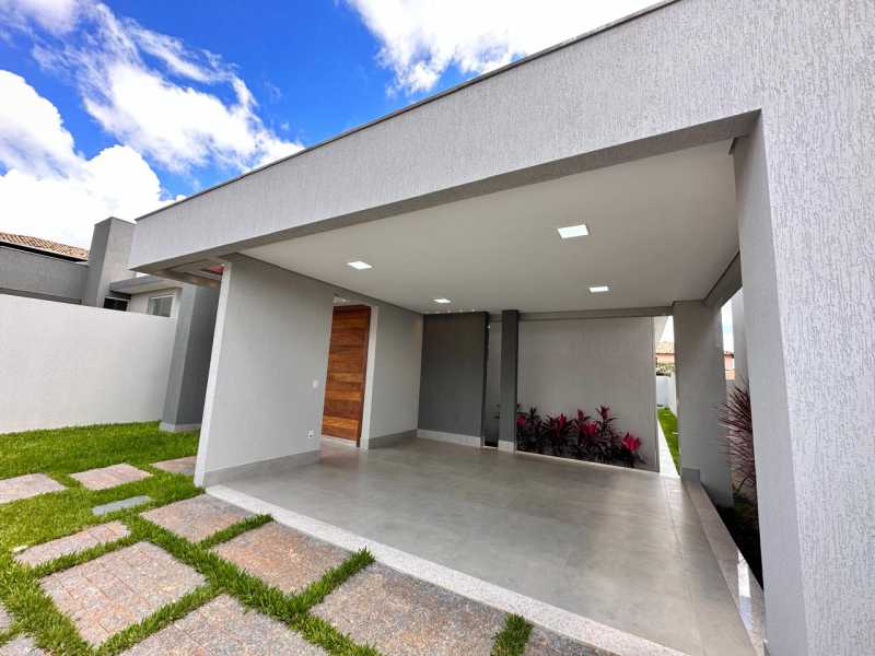 Casa de Condomínio à venda com 4 quartos, 178m² - Foto 2