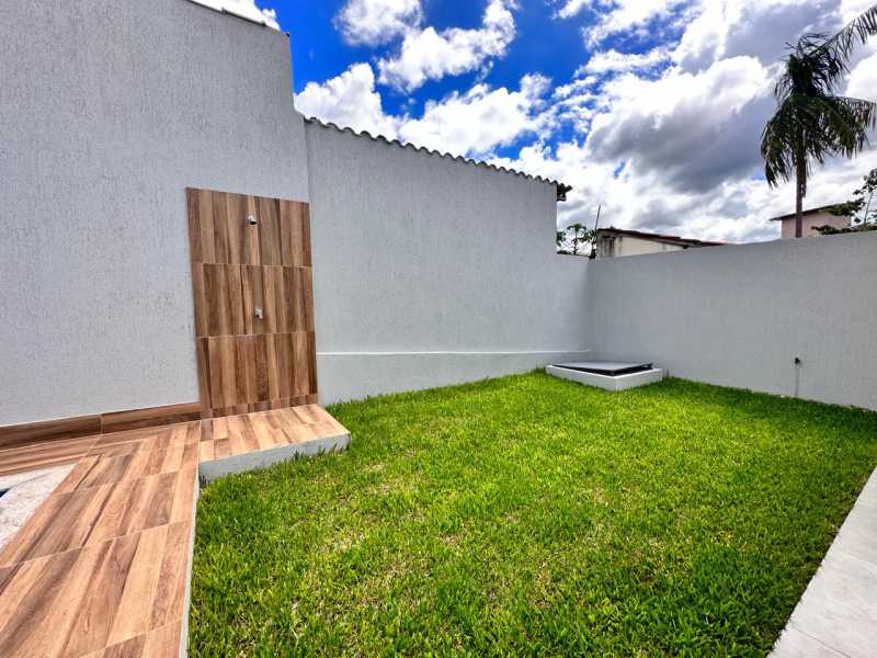 Casa de Condomínio à venda com 4 quartos, 178m² - Foto 16