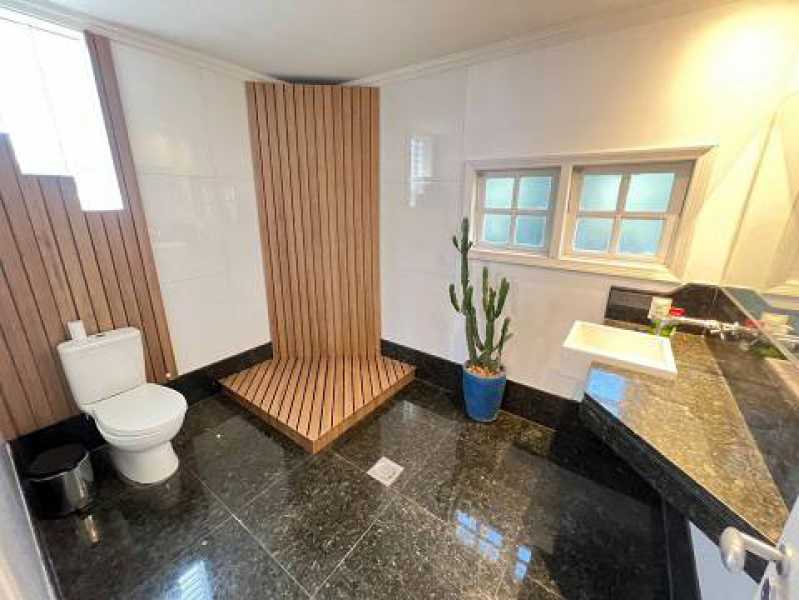 Casa de Condomínio à venda com 3 quartos, 380m² - Foto 16