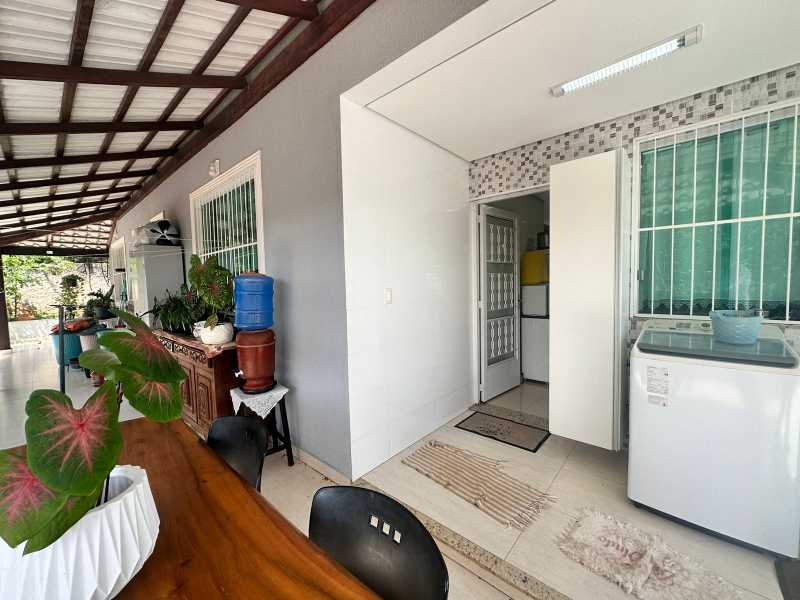 Casa à venda com 3 quartos, 179m² - Foto 13