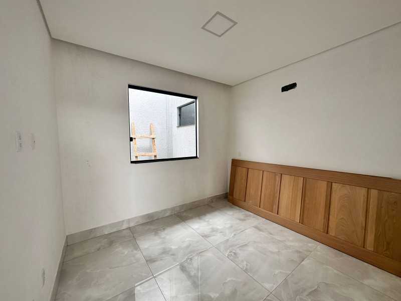 Casa à venda com 3 quartos, 100m² - Foto 10