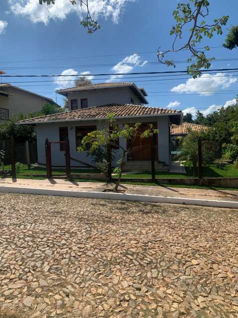 Casa de Condomínio à venda e aluguel com 4 quartos, 320m² - Foto 1