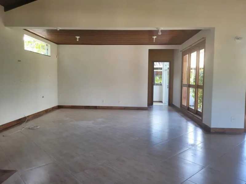 Casa de Condomínio à venda e aluguel com 4 quartos, 320m² - Foto 17