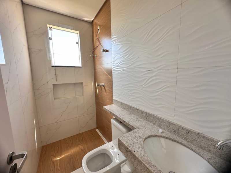 Casa à venda com 3 quartos, 90m² - Foto 8