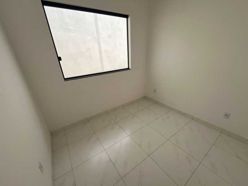 Casa à venda com 2 quartos, 62m² - Foto 5