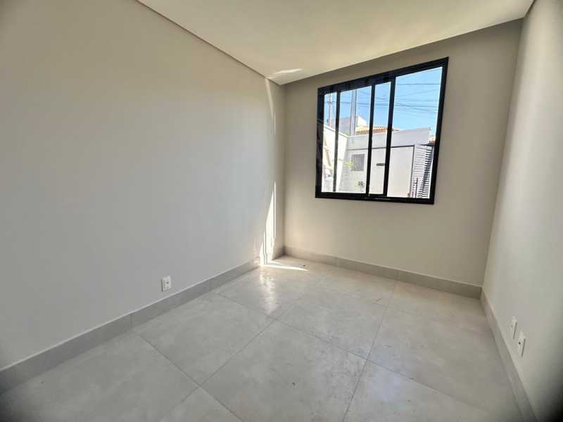 Casa à venda com 3 quartos, 86m² - Foto 14