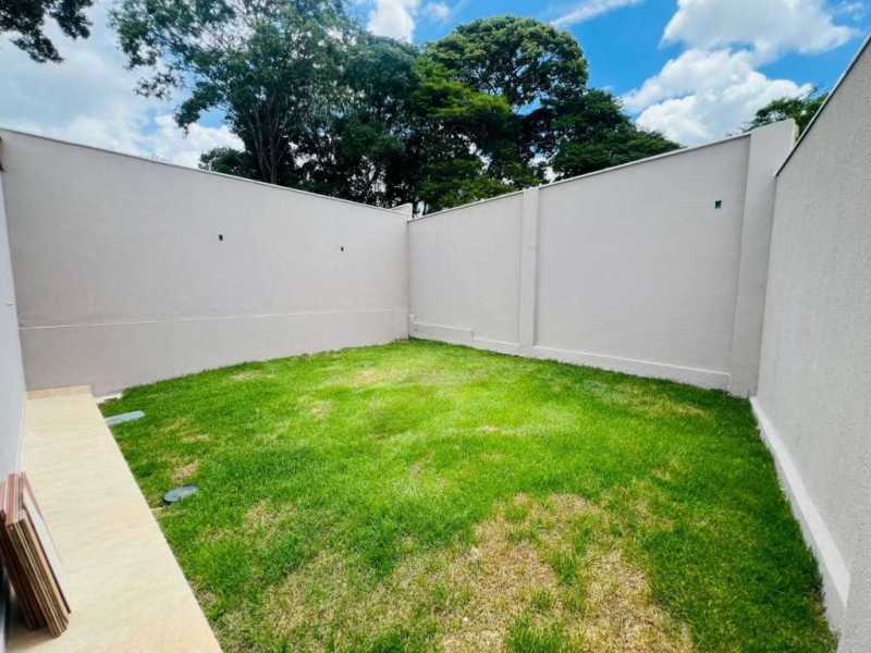 Casa à venda com 4 quartos, 132m² - Foto 9