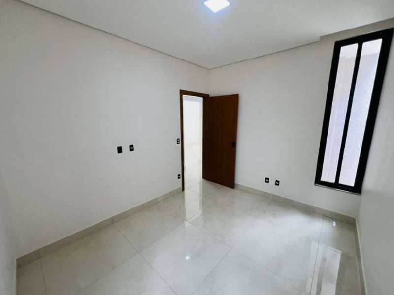 Casa à venda com 4 quartos, 132m² - Foto 6