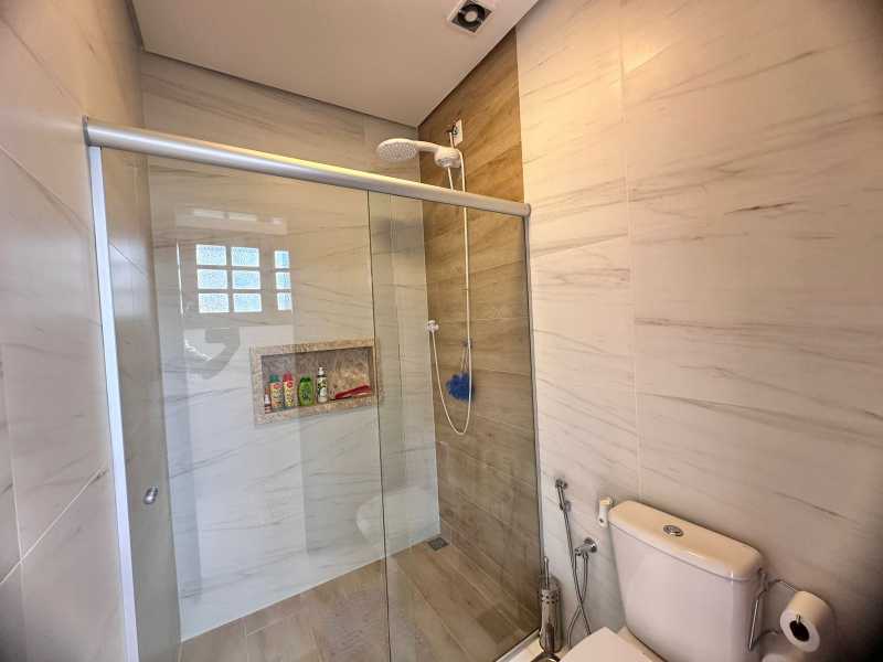 Casa de Condomínio à venda com 4 quartos, 359m² - Foto 15